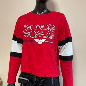 #0266 Wonder Woman Long Sleeve Top Size Medium